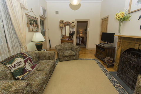 Tanunda Cottages - New South Wales Tourism  10