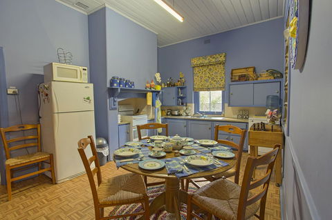 Tanunda Cottages - New South Wales Tourism  12