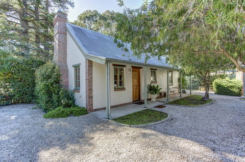 Tanunda Cottages - New South Wales Tourism  2