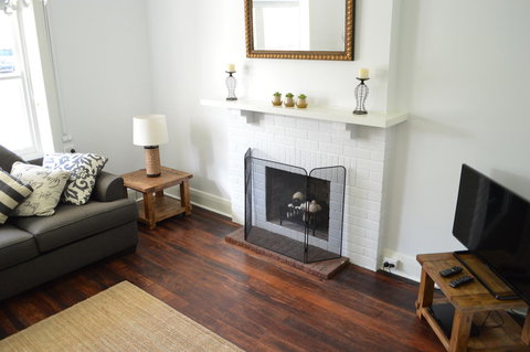 Two Cow Cottage Bed & Breakfast - New South Wales Tourism  13