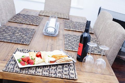 Two Cow Cottage Bed & Breakfast - New South Wales Tourism  8