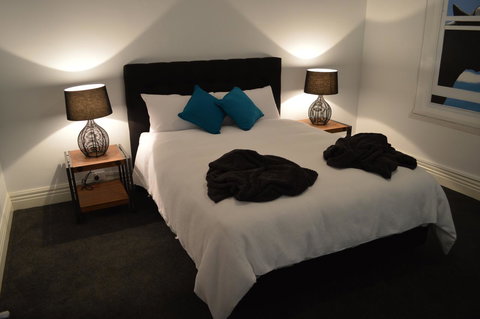 Two Cow Cottage Bed & Breakfast - New South Wales Tourism  19