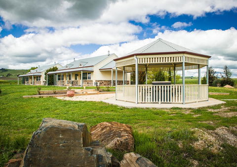 Barossa Vineyard Cottages - New South Wales Tourism  30