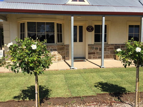 Barossa Vineyard Cottages - New South Wales Tourism  44