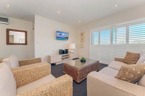 Pacific Blue 278-265 Sandy Pt Rd- Dual Key Access, Wifi, Linen And Air Conditioning - New South Wales Tourism  4