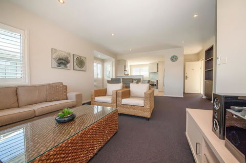 Pacific Blue 278-265 Sandy Pt Rd- Dual Key Access, Wifi, Linen And Air Conditioning - New South Wales Tourism  5