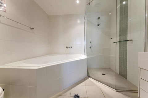 Pacific Blue 278-265 Sandy Pt Rd- Dual Key Access, Wifi, Linen And Air Conditioning - New South Wales Tourism  11