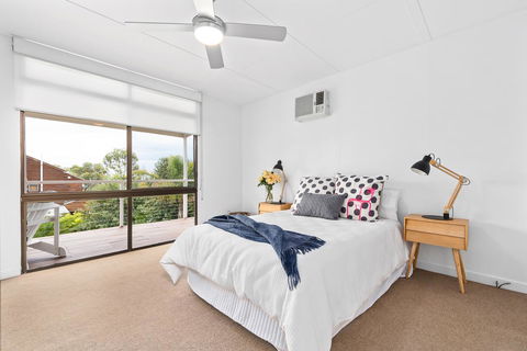 Maslin Beach Getaway - New South Wales Tourism  7