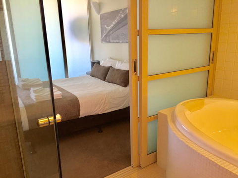 Adelaide DressCircle Apartments - North Terrace - New South Wales Tourism  17