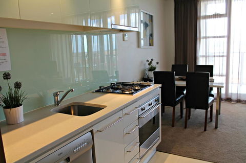 Adelaide DressCircle Apartments - North Terrace - New South Wales Tourism  28