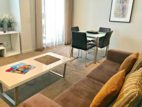 Adelaide DressCircle Apartments - North Terrace - New South Wales Tourism  19