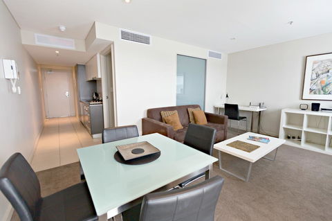 Adelaide DressCircle Apartments - North Terrace - New South Wales Tourism  12