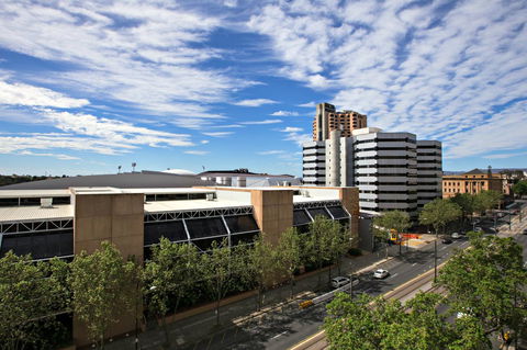 Adelaide DressCircle Apartments - North Terrace - New South Wales Tourism  35