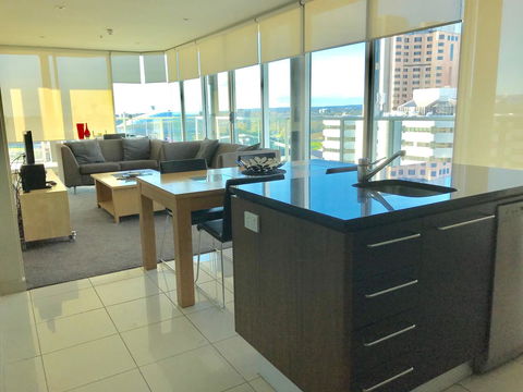 Adelaide DressCircle Apartments - North Terrace - New South Wales Tourism  3