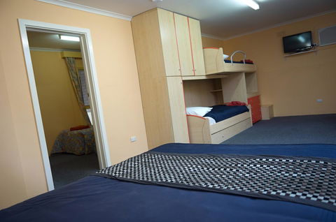 Motel Mount Gambier - New South Wales Tourism  12