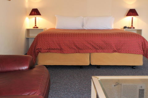 Motel Mount Gambier - New South Wales Tourism  4