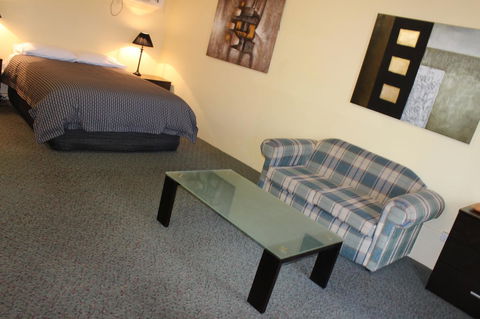 Motel Mount Gambier - New South Wales Tourism  1