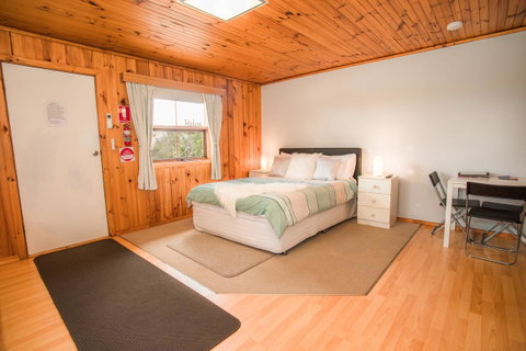 Seppelts View Cabins - New South Wales Tourism  19