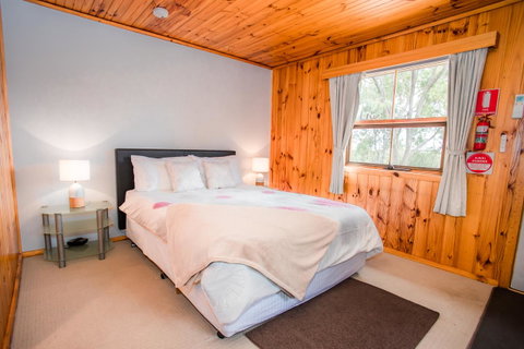 Seppelts View Cabins - New South Wales Tourism  33