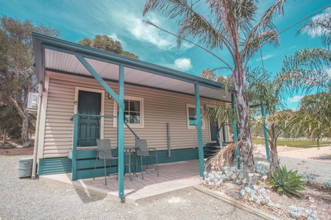 Seppelts View Cabins - New South Wales Tourism  1