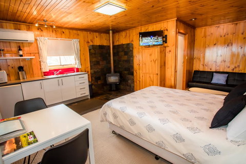 Seppelts View Cabins - New South Wales Tourism  39