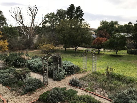 Kit Kat Cottage - Heritage Accommodation Burra - New South Wales Tourism  2