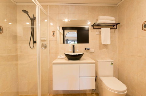 The Manor Basket Range - New South Wales Tourism  6