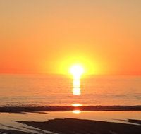 Adelaide - Semaphore Beach Front - New South Wales Tourism 