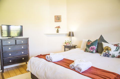 Mataro Cottage - New South Wales Tourism  10