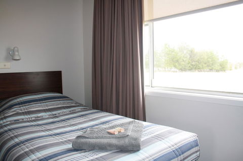 Isis Motel Scone - New South Wales Tourism  0