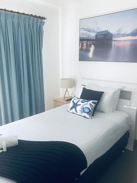 OCEAN BREEZE MOTEL - New South Wales Tourism  9
