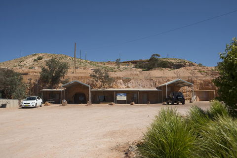 Ali\'s Underground Studio - New South Wales Tourism  15