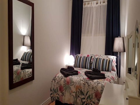 Unit In Marion - New South Wales Tourism  0