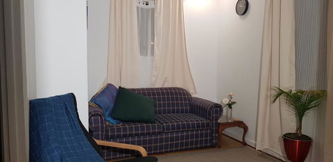 Unit In Marion - New South Wales Tourism  5