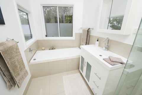 Smiths Lake House - New South Wales Tourism  20