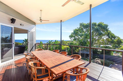 Lavina Luxury Beach House - New South Wales Tourism  0