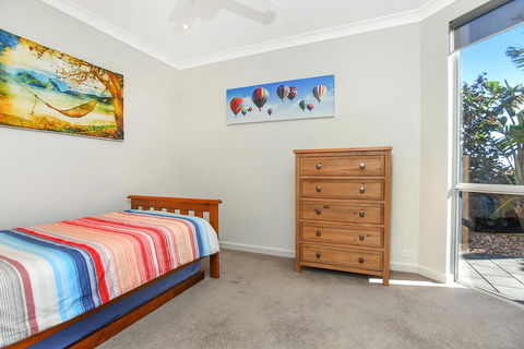 Lavina Luxury Beach House - New South Wales Tourism  20