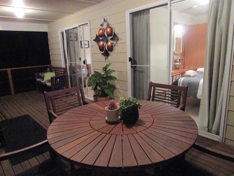 Lazy Days Cottage - Victor Harbor - New South Wales Tourism  24