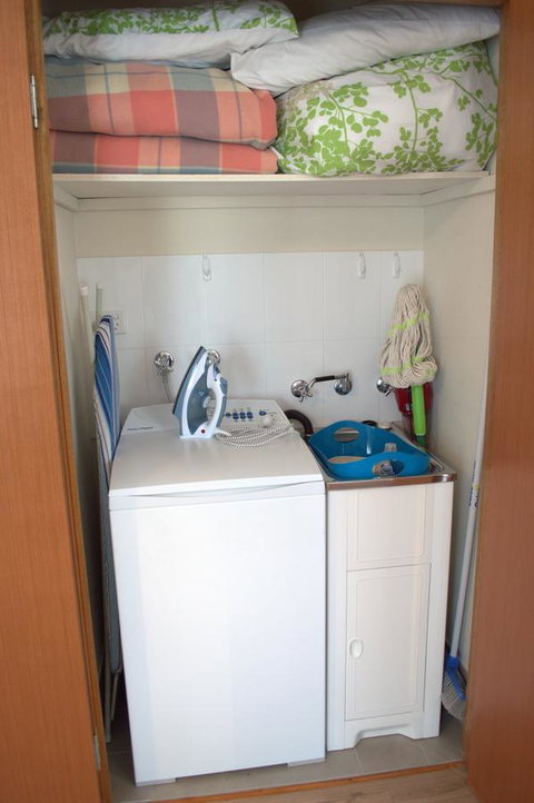 Lazy Days Cottage - Victor Harbor - New South Wales Tourism  28