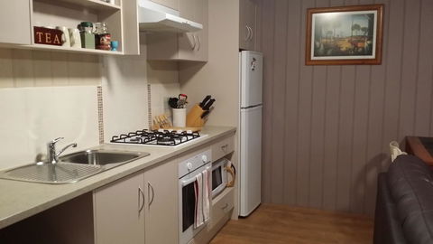 Little Para Cottage Tanunda - New South Wales Tourism  6