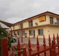 Esplanade Apartments at West Beach - New South Wales Tourism 