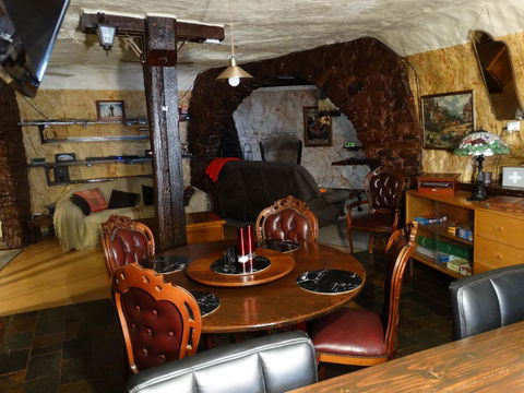 Di's Place - New South Wales Tourism  0