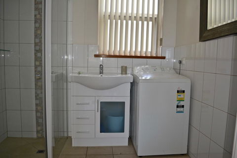 Longbeach Apartments - New South Wales Tourism  6
