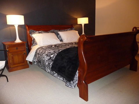 Country Bakehouse Accommodation - New South Wales Tourism  3