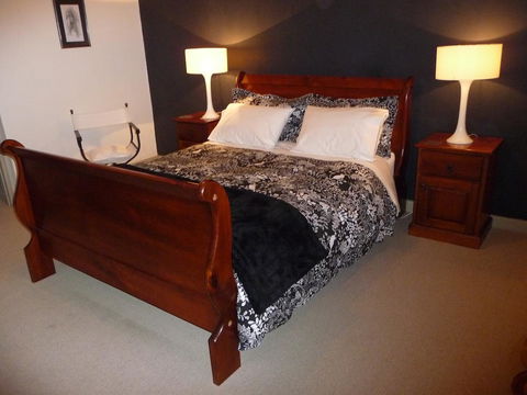 Country Bakehouse Accommodation - New South Wales Tourism  11