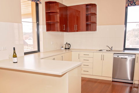 Whyalla Playford Apartments - New South Wales Tourism  5