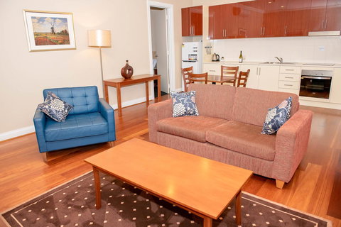 Whyalla Playford Apartments - New South Wales Tourism  6