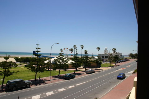 Semaphore Blue Apartments - New South Wales Tourism  14