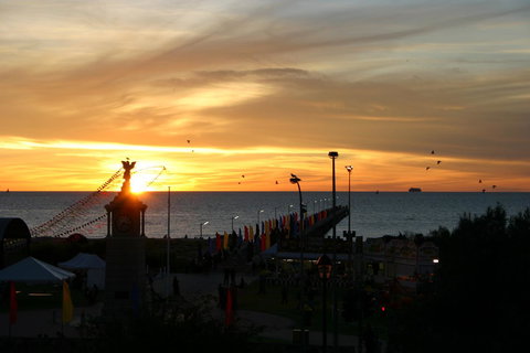 Semaphore Blue Apartments - New South Wales Tourism  21