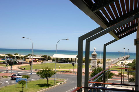 Semaphore Blue Apartments - New South Wales Tourism  3